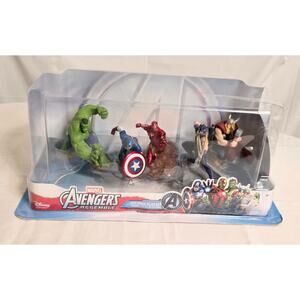 Marvel Avengers Assemble Figurine Playset New in Box Disney Store 5 pieces